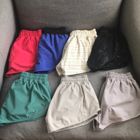 Lululemon Hotty Hot Shorts 2.5”inseam NOT FOR SALE